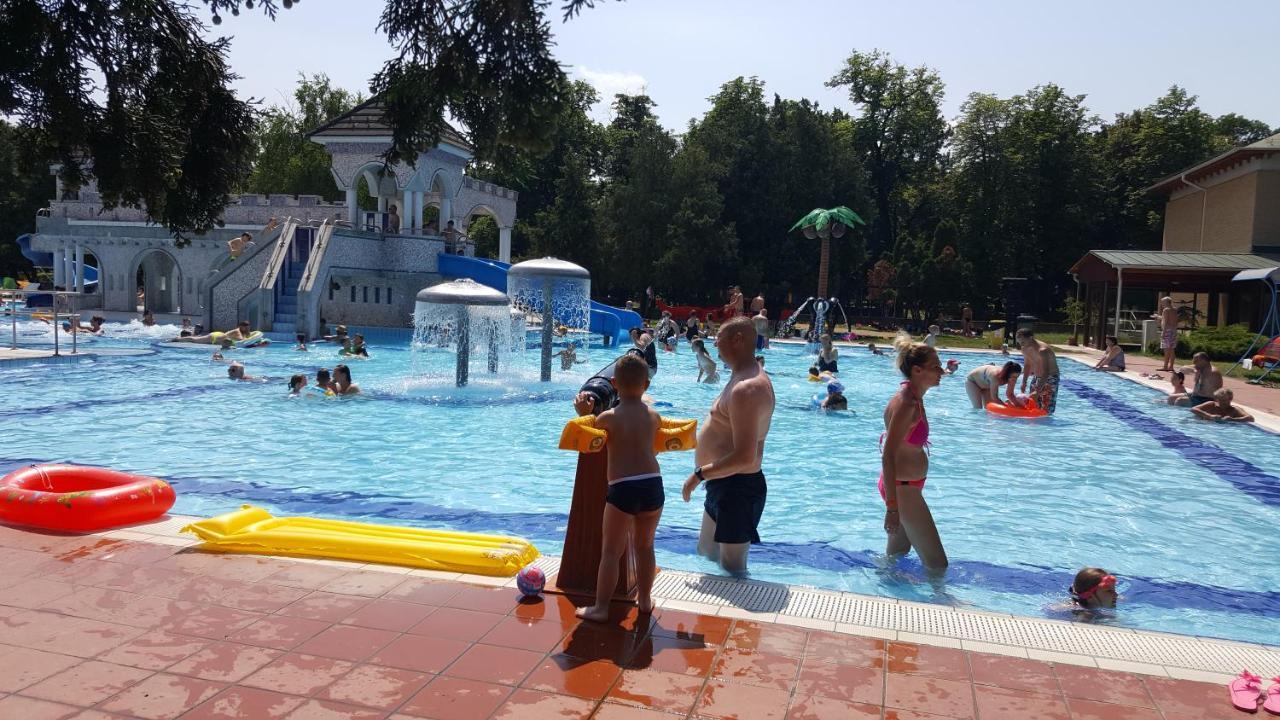Eger Napsugar Apartman Kültér fotó
